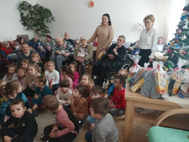 Odwiedziny przedszkolaków z Kiełczygłowa