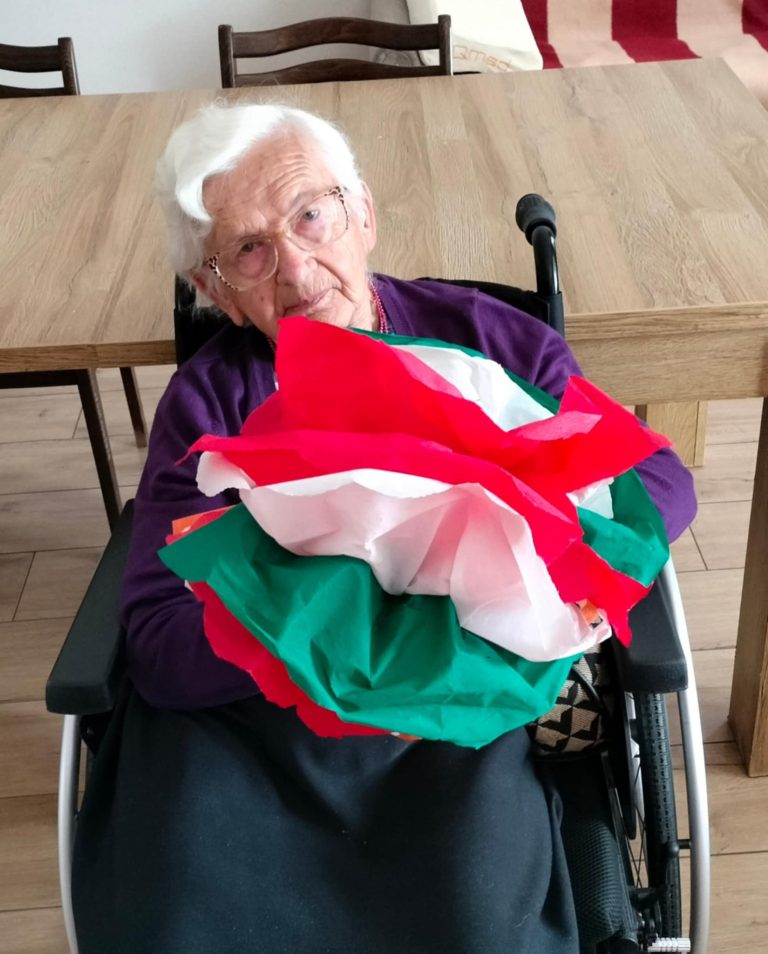 Kwiaty w ogrodzie pachną